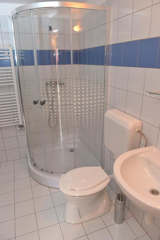 Rigofuetty Vendeghaz Hotel Tiszaalpar Buitenkant foto